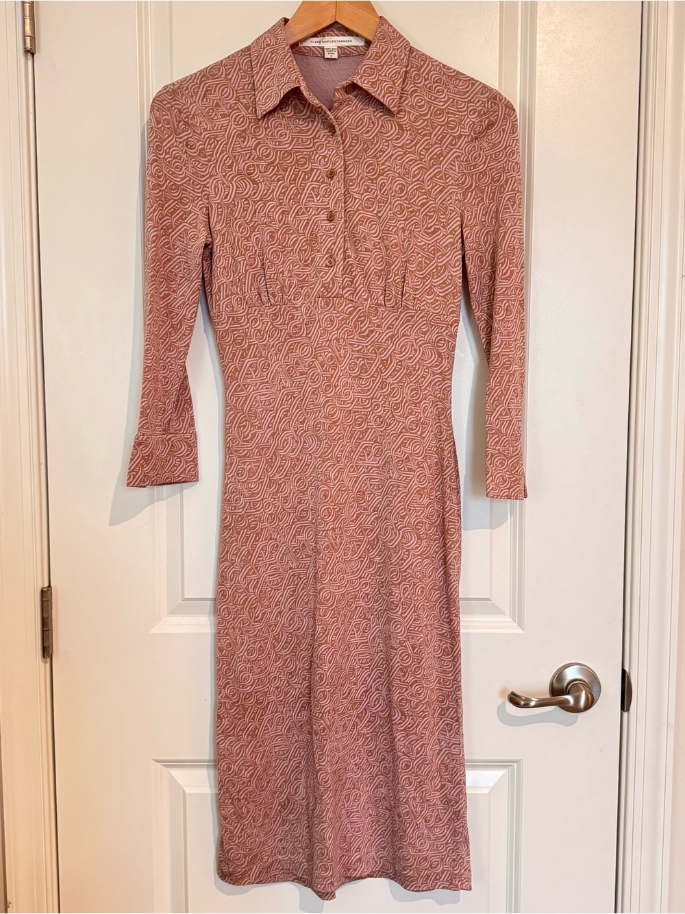 Diane von Furstenberg Silk Shirt Dress Womens 4 Floral Blush Pink Rose Chain EUC